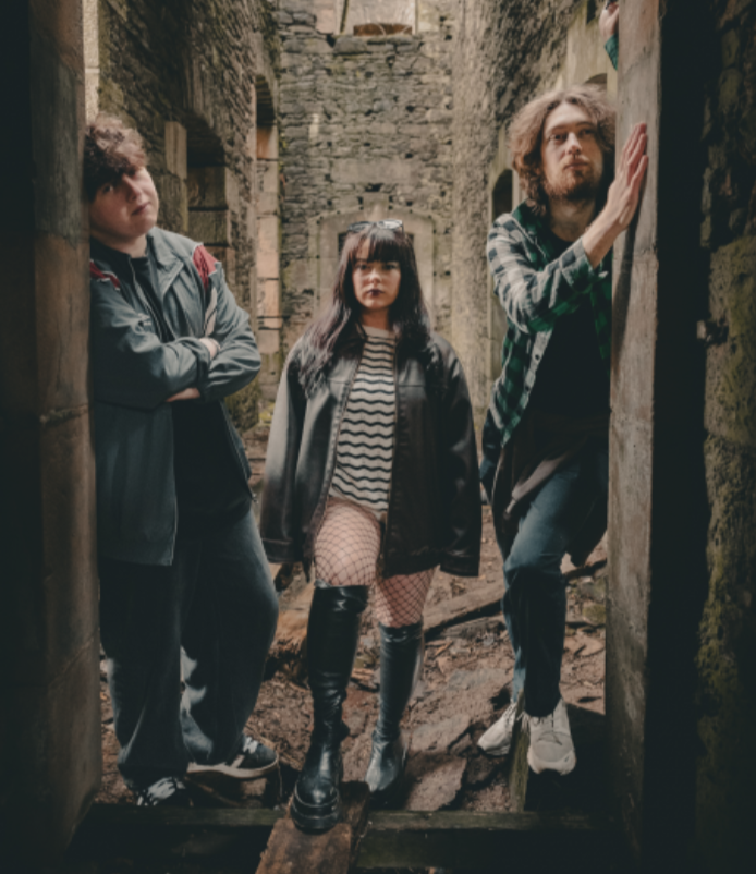 Pink Cloud Season Unveils New Single “Plush”