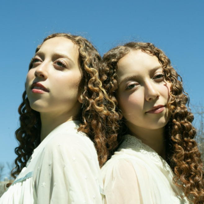 Ruby & Sasha Shine In Debut EP ‘Outdoor Shower’